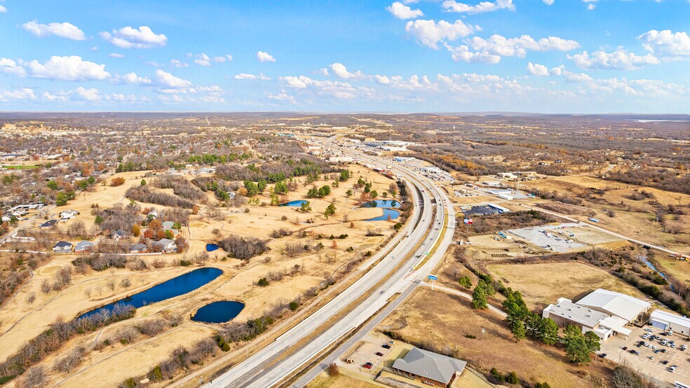 More Photos Of 1075 George Nigh Expy, Mcalester Land For Sale