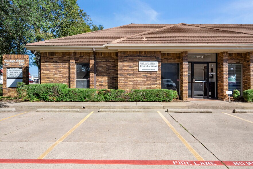 More Photos Of 2313 Roosevelt Dr, Dwg Office For Sale