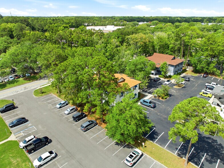 More Photos Of 8431 Baymeadows Way, Jacksonville Loft Creative Space For Lease