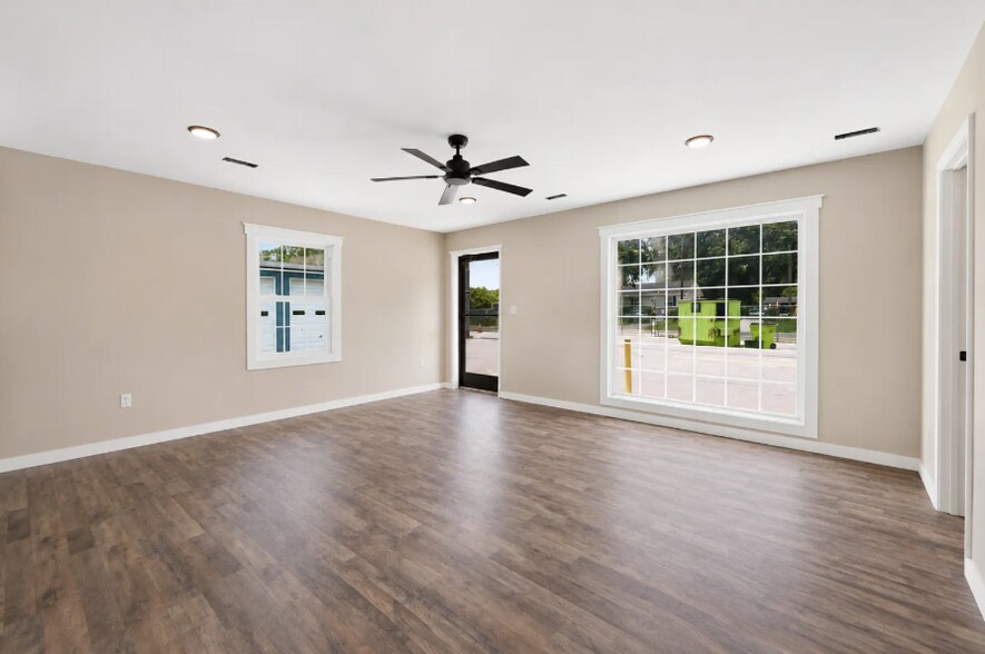 More Photos Of 3102 Oaks Rd, New Bern Warehouse For Lease
