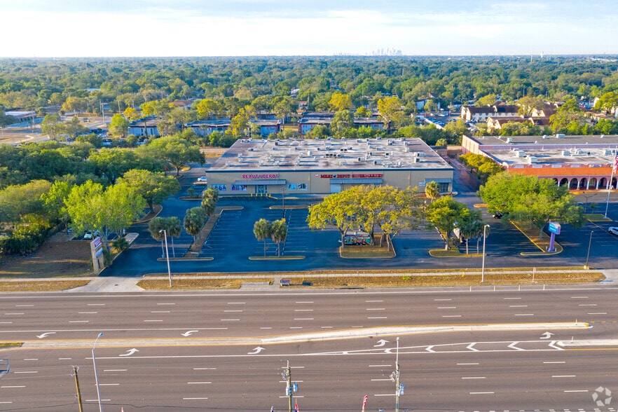 More Photos Of 1401 E Fowler Ave, Tampa Storefront For Lease