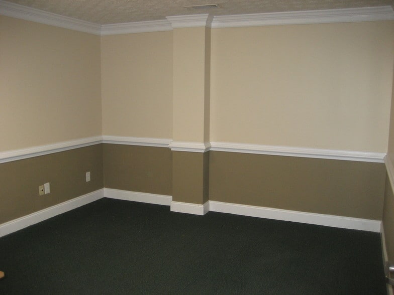 More Photos Of 2031 Gees Mill Rd, Conyers Warehouse For Lease