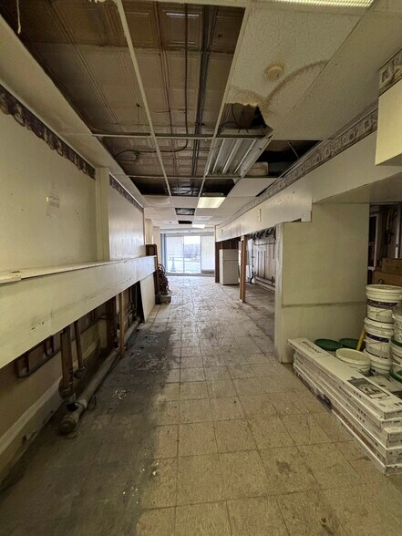 More Photos Of 3 Orchard St, Pittsfield Apartments For Lease