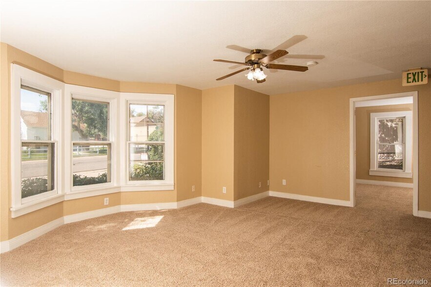 More Photos Of 325 E Kiowa Ave, Elizabeth Office For Sale