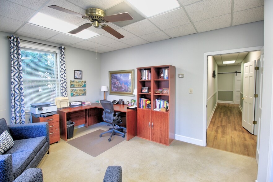 More Photos Of 748-758 Holcomb Bridge Rd, Norcross Office For Sale
