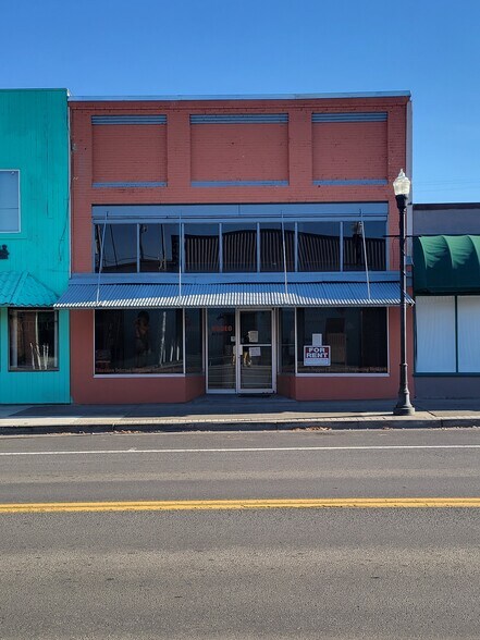 More Photos Of 909 6th St, Clarkston Storefront Retail Office For Lease