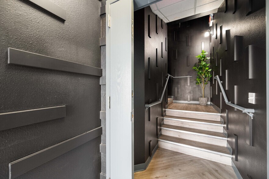 More Photos Of 2576 Yakima Valley Hwy, Sunnyside Office Residential For Sale