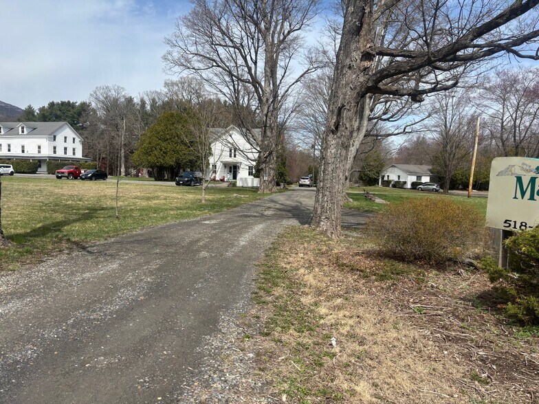 More Photos Of 2994 NY-23A, Catskill Office Residential For Lease