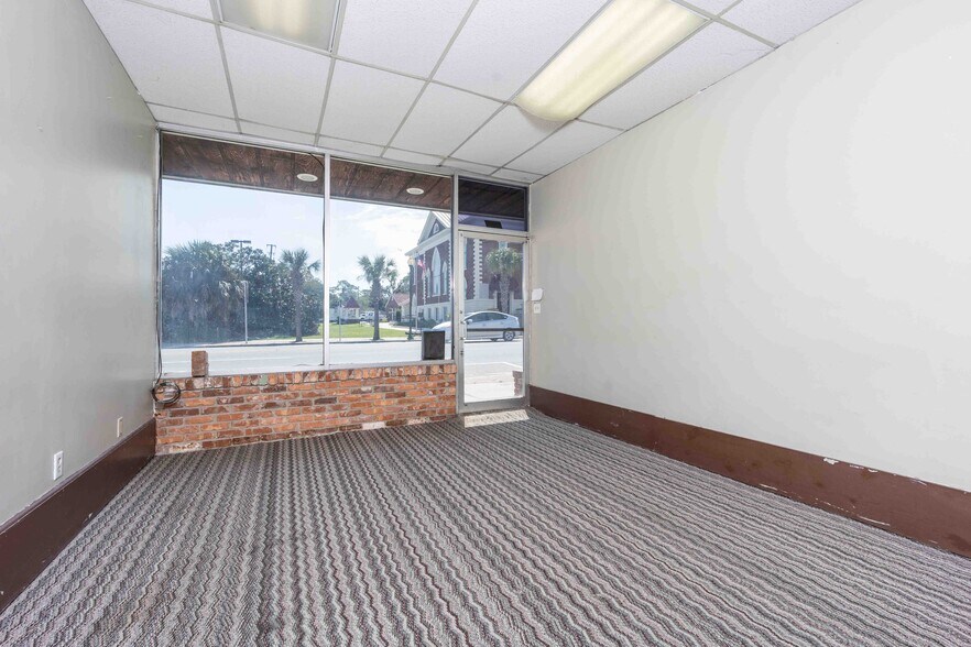 More Photos Of , Live Oak Unknown For Sale