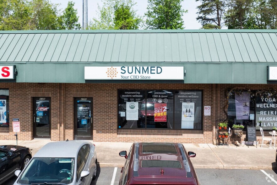 More Photos Of 4371-4393 Kevin Walker Dr, Dumfries Unknown For Lease