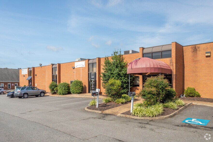 More Photos Of 4540 Plank Rd, Fredericksburg Office For Sale