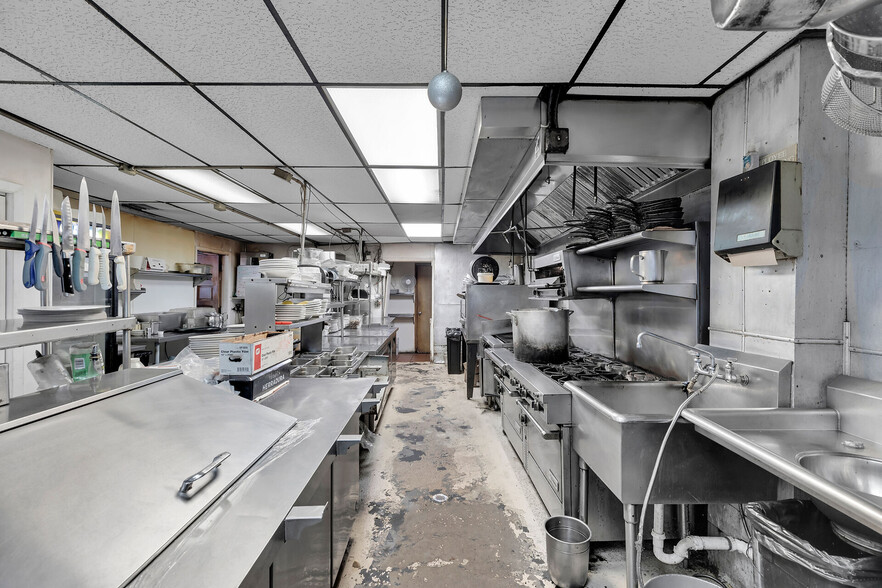 More Photos Of 90311 Old Hwy, Tavernier General Retail For Sale