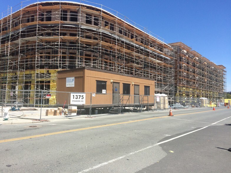 More Photos Of 1375-1411 Sycamore Ave, Hercules Unknown For Lease