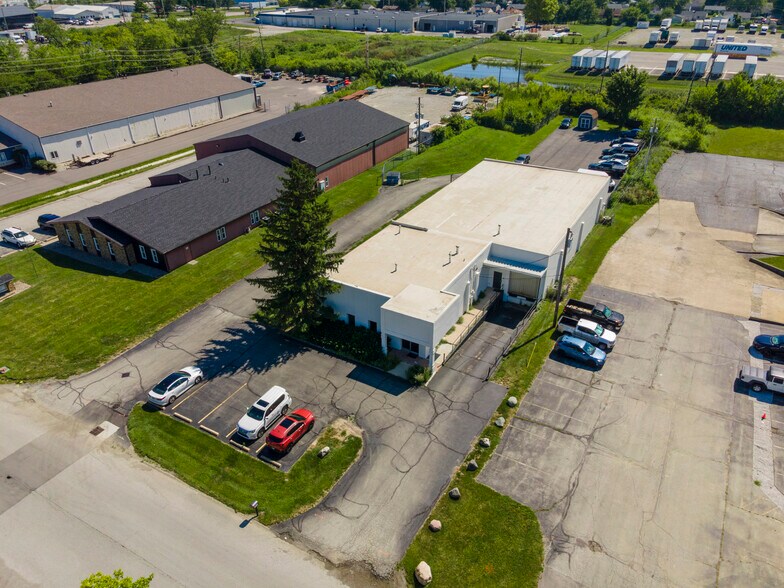 Primary Photo Of 2845 Tobey Dr, Indianapolis Flex For Lease