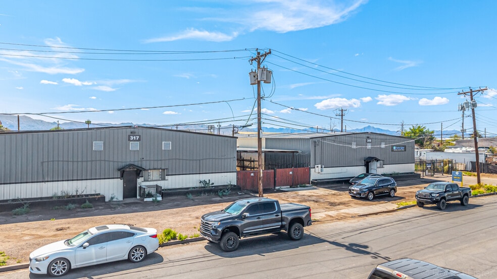 More Photos Of 315 E Pioneer St, Phoenix Unknown For Lease