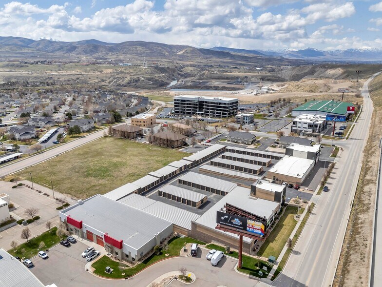 More Photos Of 4285 Thanksgiving Way, Lehi Self Storage For Sale