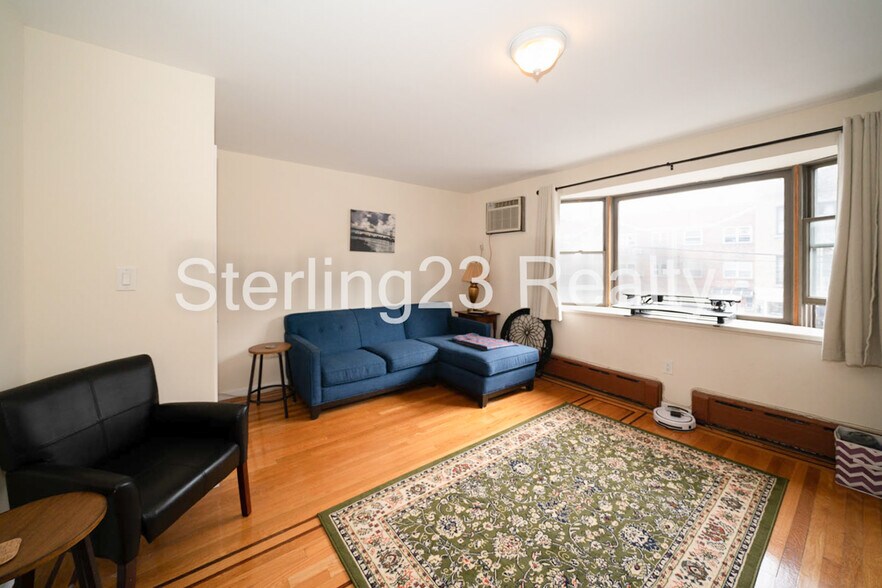 More Photos Of , Astoria General Retail For Sale