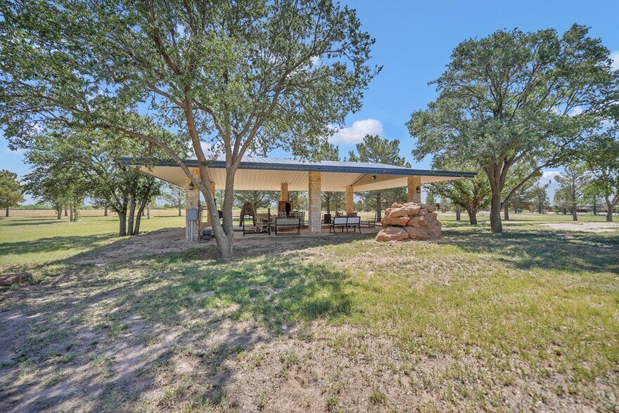 More Photos Of E IH-20, Midland Office Residential For Sale
