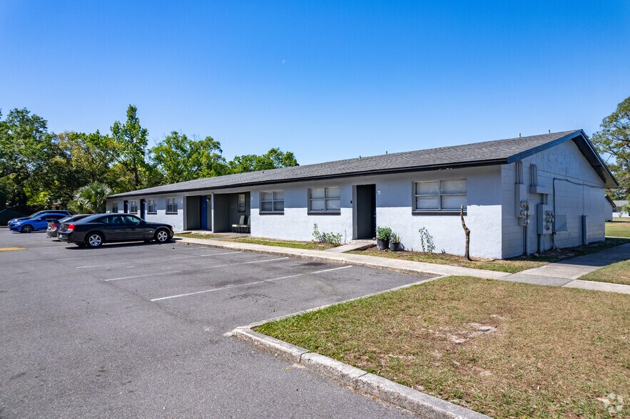 More Photos Of 1505 W 25th St, Sanford Apartments For Sale