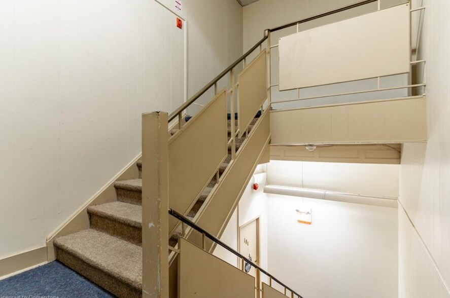 More Photos Of 55 Willow St, Paris Apartments For Sale