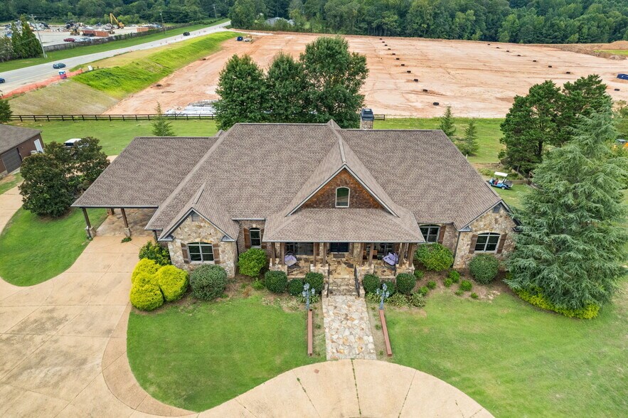 More Photos Of 2932 Highway 124 W, Jefferson Specialty For Sale