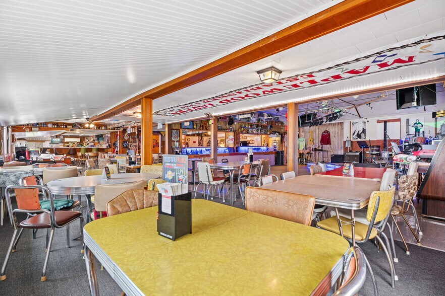More Photos Of 7930 French Rd, Alpena General Retail For Sale