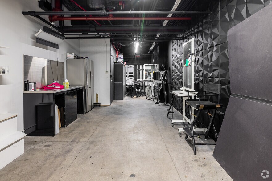 More Photos Of 150 W 30th St, New York Office For Lease