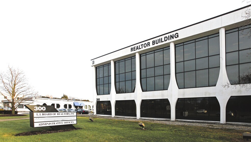 More Photos Of 300 Sunrise Hwy, West Babylon Office For Lease