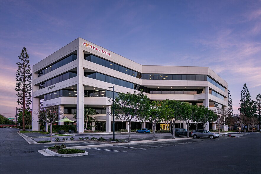 More Photos Of 725 W Town and Country Rd, Orange Medical For Lease