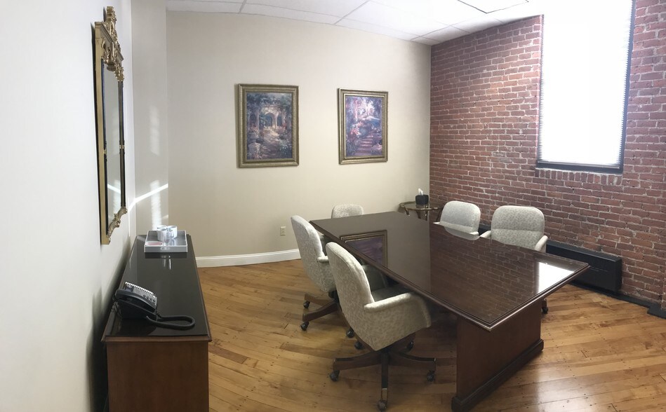 More Photos Of 75 Market Pl, Springfield Office For Sale