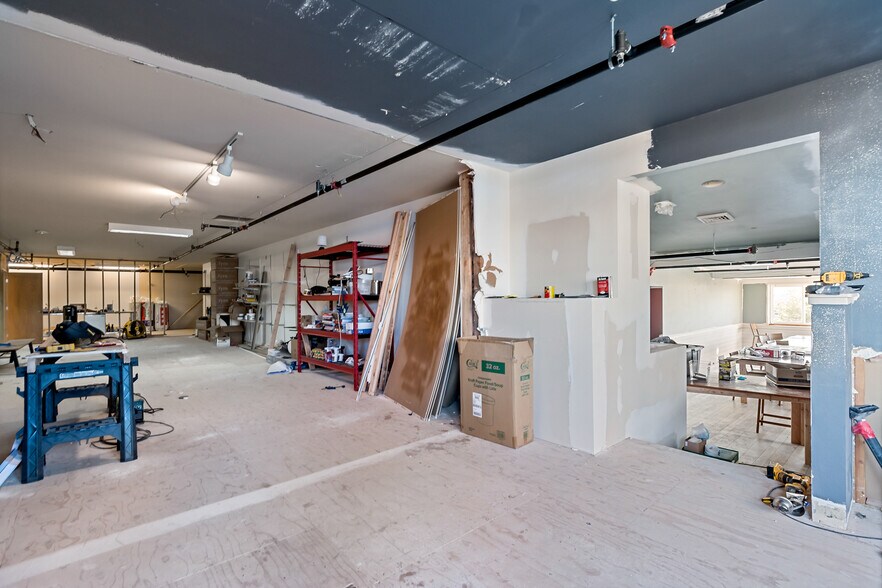 More Photos Of 105 1st St, Langley Storefront Retail Residential For Sale