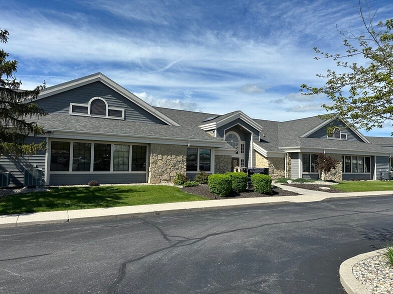 More Photos Of 9009 Coldwater Rd, Fort Wayne Unknown For Lease