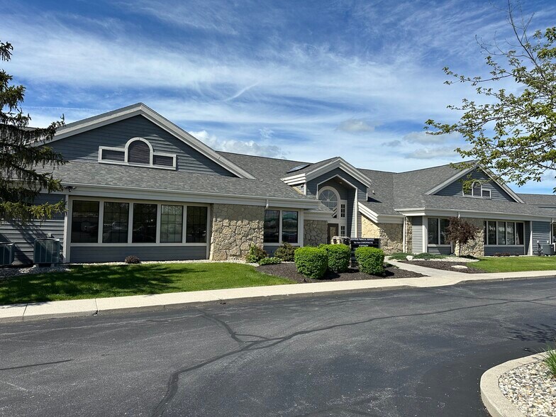More Photos Of 9009 Coldwater Rd, Fort Wayne Unknown For Lease