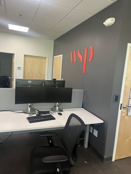 More Photos Of 42 Industrial Park Rd, Saco Office For Lease