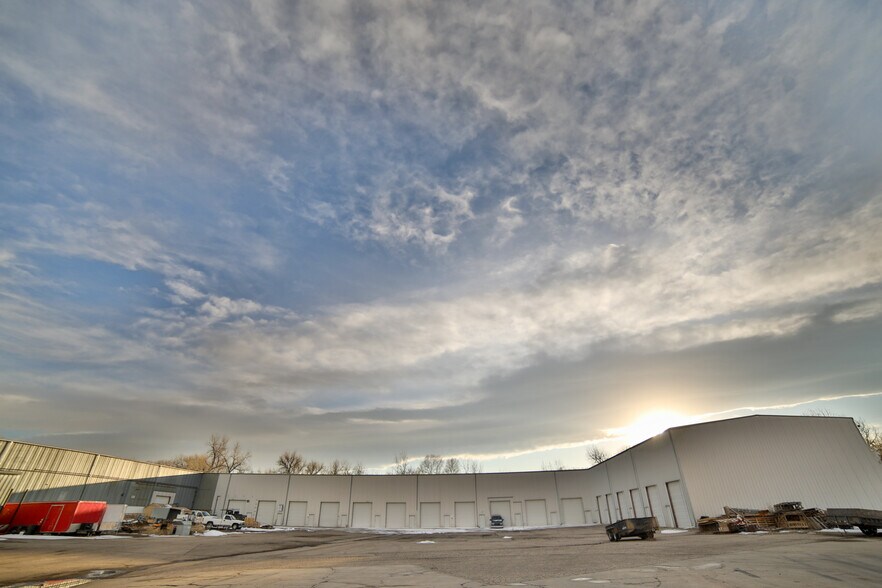 Primary Photo Of 170 SW 2nd St, Loveland Warehouse For Lease