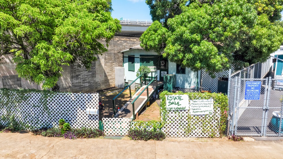 More Photos Of 3065 Kapiolani Blvd, Honolulu Warehouse For Sale