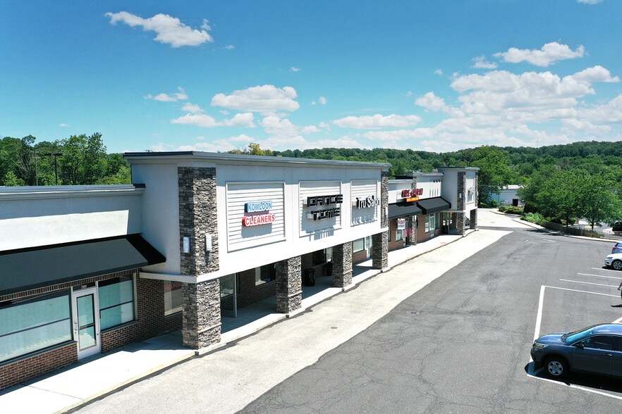 More Photos Of 1650 Dreshertown Rd, Dresher Unknown For Lease