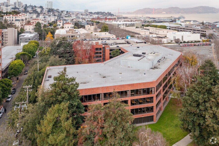 More Photos Of 50 Francisco St, San Francisco Coworking Space