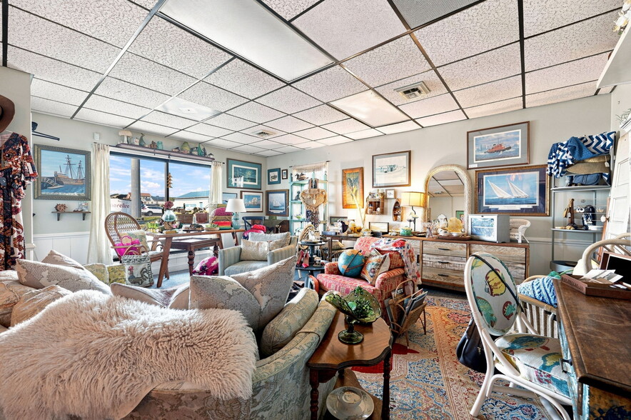 More Photos Of 2705 N Croatan Hwy, Kill Devil Hills Freestanding For Sale