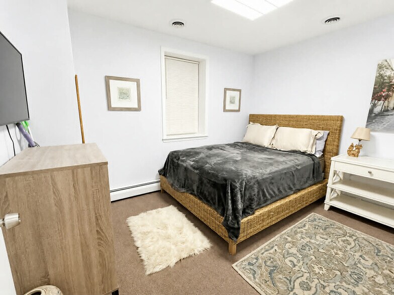 More Photos Of 127 Main St, Cooperstown Storefront For Sale