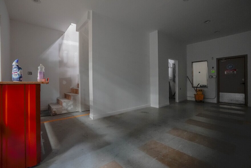 More Photos Of 2465 FM 359 Rd S, Brookshire Warehouse For Lease