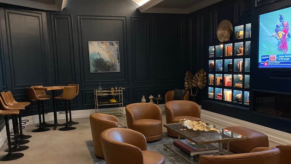 More Photos Of SEQ HWY 114 & Davis Blvd, Westlake Restaurant For Lease