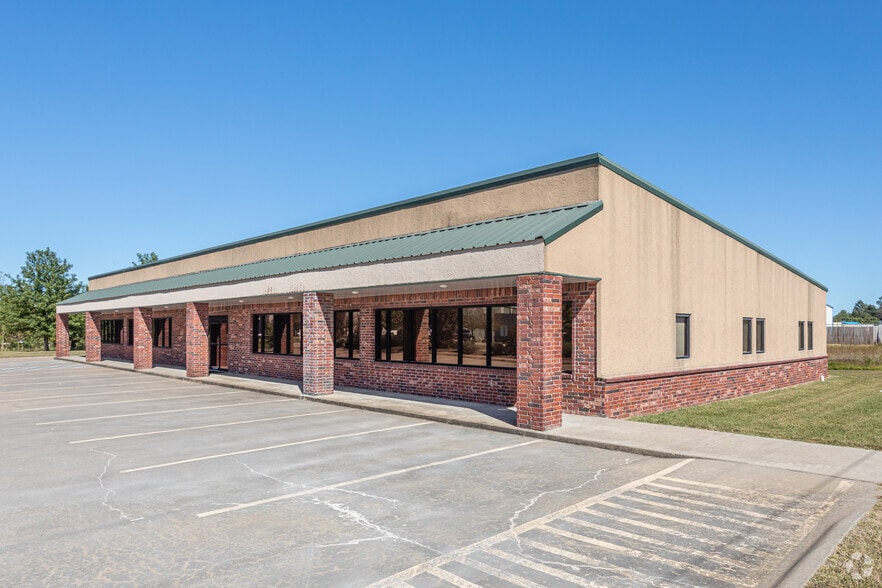 Primary Photo Of 2501 SW Aviation St, Bentonville Loft Creative Space For Lease