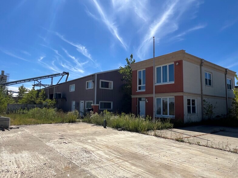 More Photos Of 15408 E 3200 North Rd, Blackstone Manufacturing For Sale
