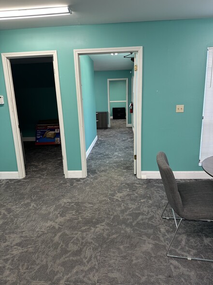 More Photos Of 10569 Lem Turner Rd, Jacksonville Medical For Sale
