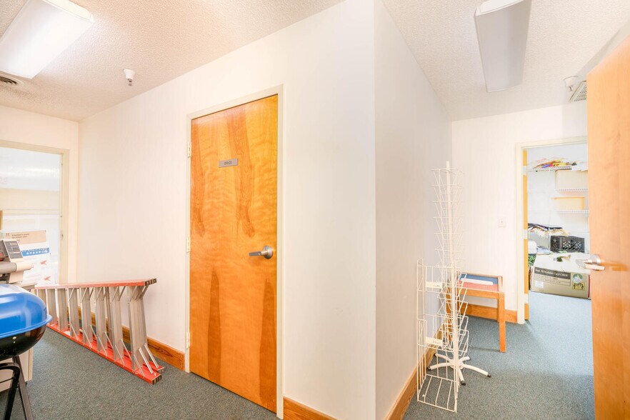 More Photos Of 2081 Mesa Valley Way, Austell Specialty For Sale