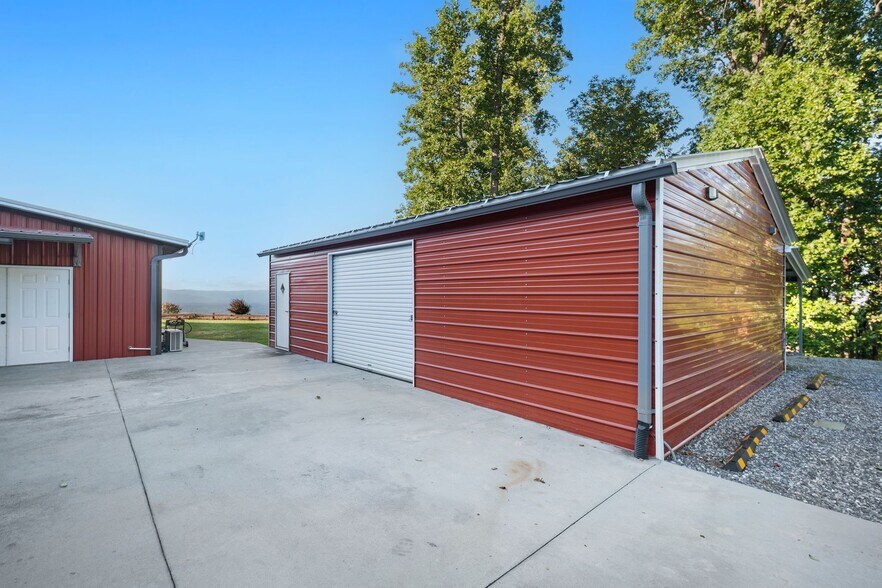 More Photos Of 6572 Burkemont Rd, Morganton Specialty For Sale