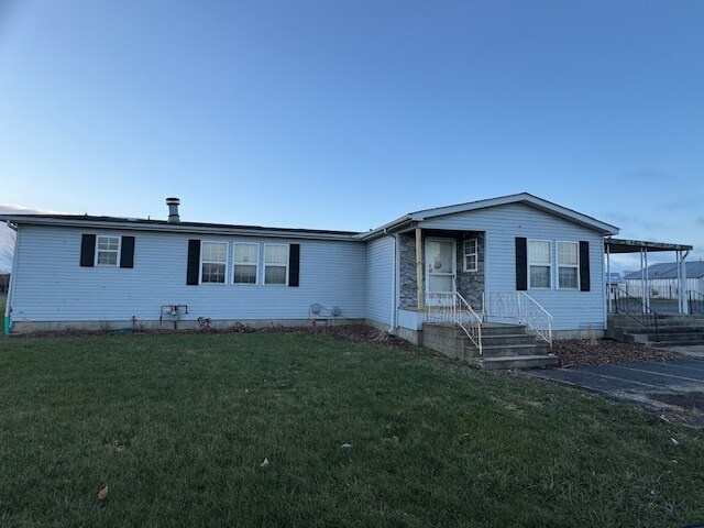 More Photos Of 1588 N 30th Rd, Ottawa Light Distribution For Sale