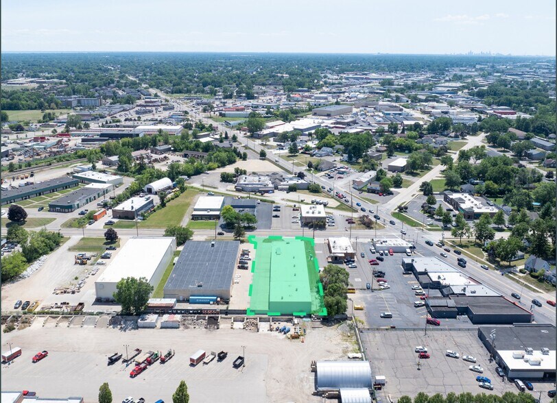 More Photos Of 16945 Masonic Blvd, Fraser Warehouse For Sale