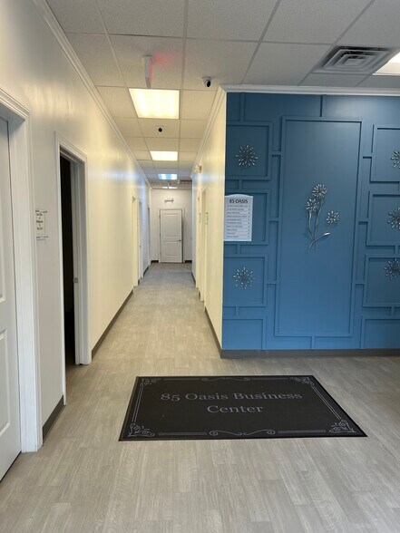 More Photos Of 5105 Reagan Dr, Charlotte Storefront Retail Office For Sale